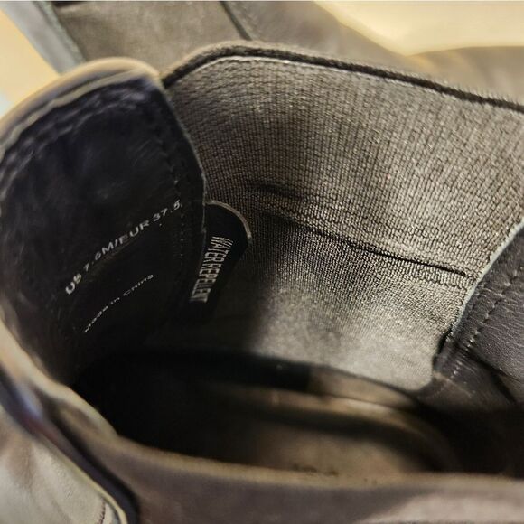 Vince Cecyl Black Leather Water Repellant Pull-on Chelsea Boots Sz. 7.5 Ret $500 - Picture 6 of 9